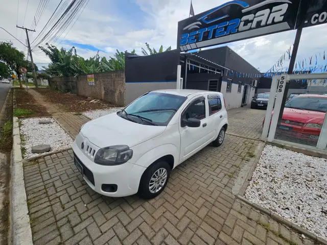 Carro Fiat Uno 2016 Vivace 1.0 8V (Flex) 4p