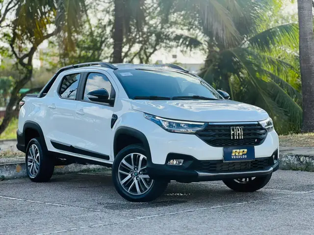 Carro Fiat Strada 2026 Volcano CD 1.3 MT