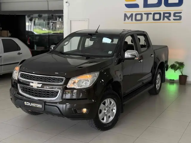 Carro Chevrolet S10 Cabine Dupla 2014 S10 2.8 CTDi 4x2 LT (Cab Dupla)