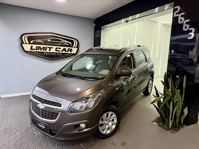 Carro Chevrolet Spin 2013 LTZ 7S 1.8 (Flex)