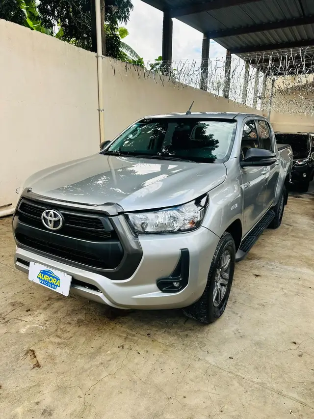 Carro Toyota Hilux Cabine Dupla 2024 SR 4x4 2.8 Diesel