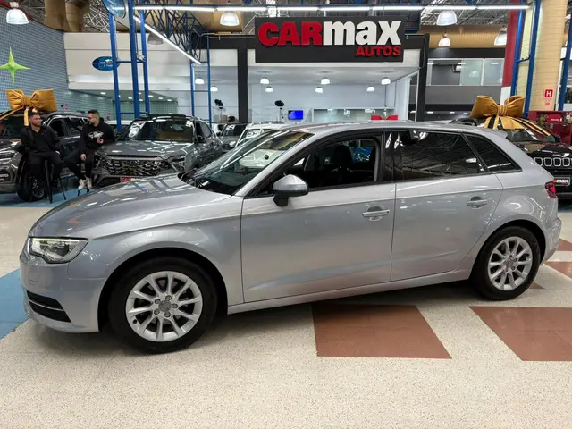Carro Audi A3 Sportback 2016 A3 1.4 TFSI Sportback Ambiente S Tronic