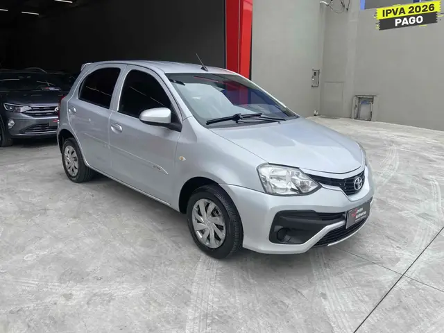 Carro Toyota Etios 2018 X 1.3 (Flex)