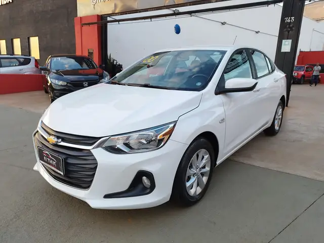 Carro Chevrolet Onix Plus 2020 1.0 LTZ Turbo Flex (Aut)