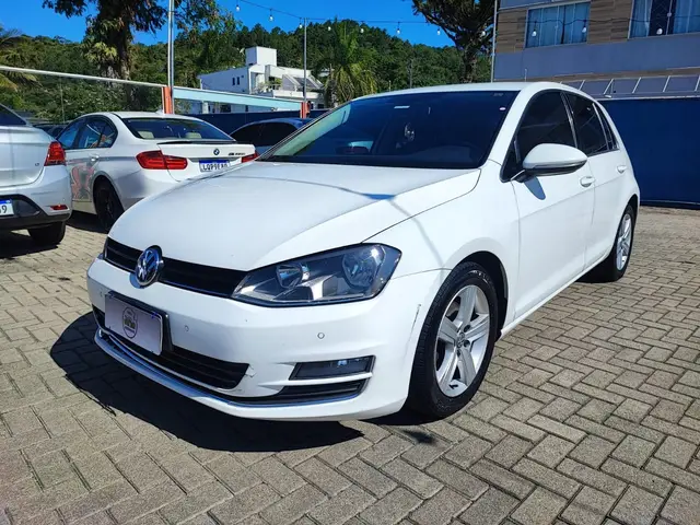 Carro Volkswagen Golf 2017 Highline 1.4 TSi (Flex)