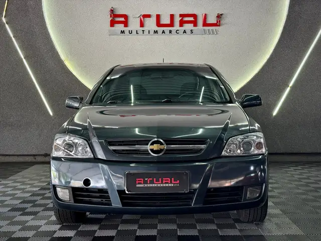 Carro Chevrolet Astra Sedan 2009 Advantage 2.0 (Flex)