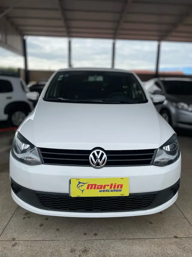 Carro Volkswagen Fox 2014 1.6 VHT (Flex)