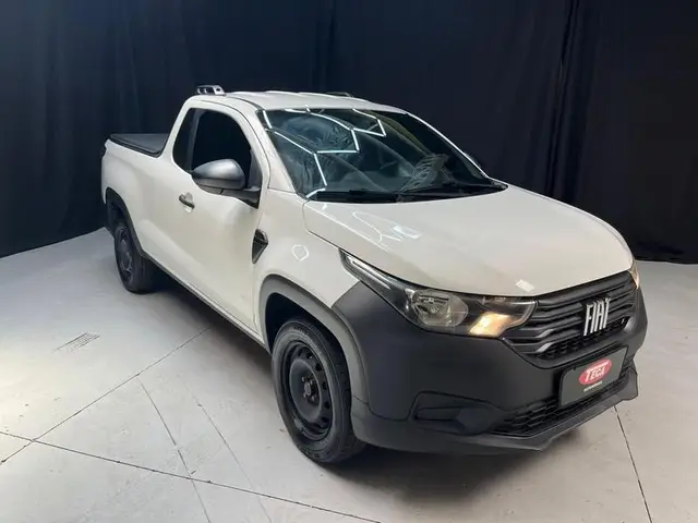 Carro Fiat Strada 2023 Endurance 1.4 Cabine Plus (Flex)