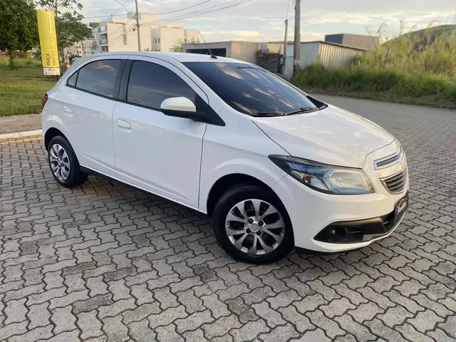 Carro Chevrolet Onix 2014 1.4 LT SPE/4