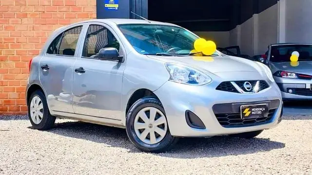 Carro Nissan March 2016 1.0 12V S (Flex)