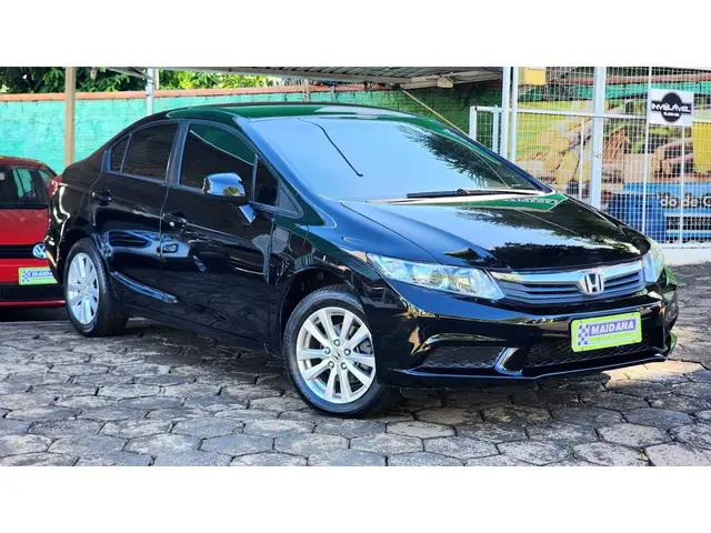 Carro Honda Civic 2014 New  LXS 1.8 16V i-VTEC (Flex)