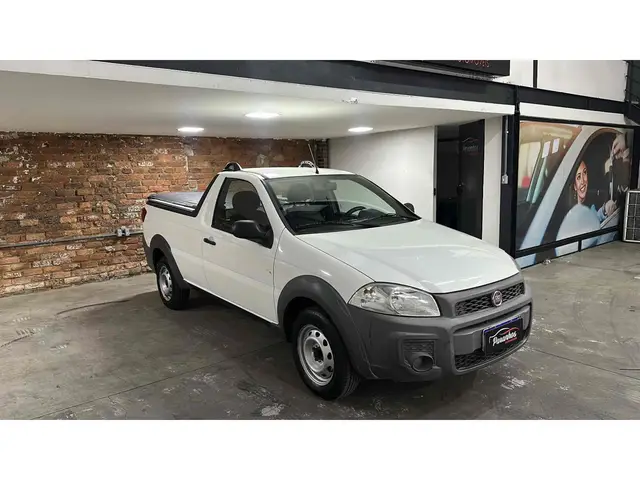 Carro Fiat Strada 2019 Working 1.4 (Flex)
