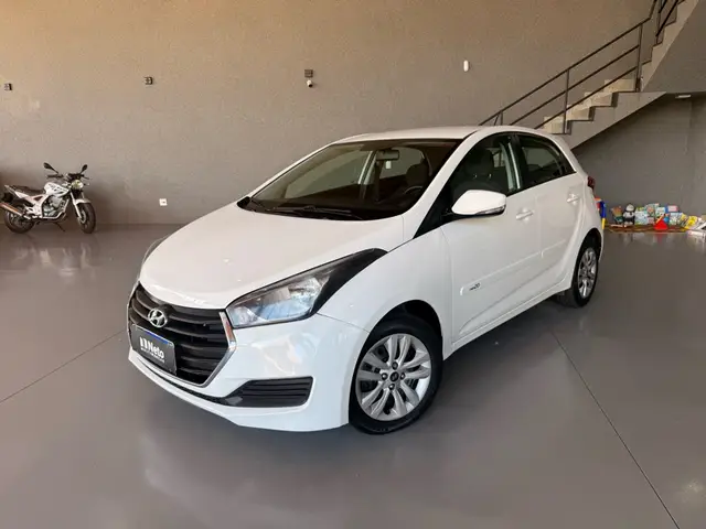 Carro Hyundai HB20 2017 1.6 Comfort Plus blueMedia (Aut) (Flex)