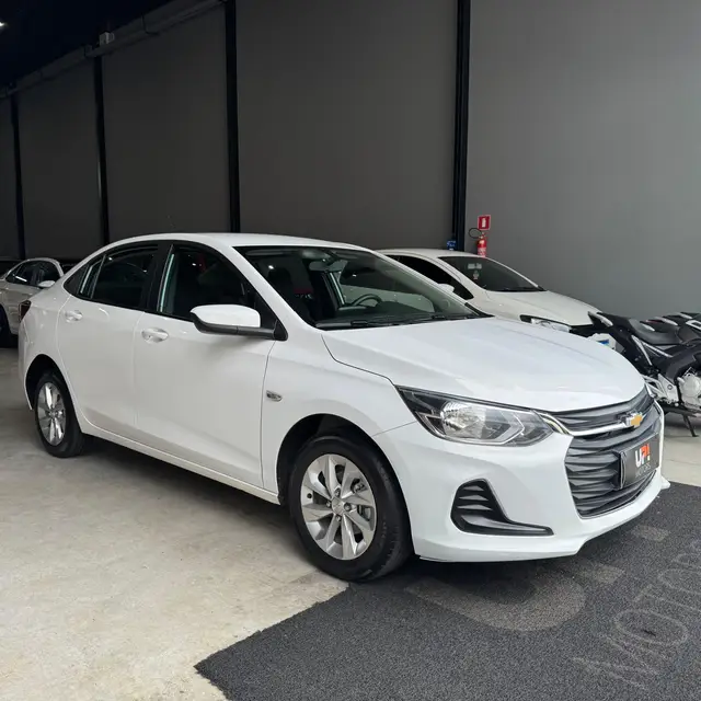 Carro Chevrolet Onix 2023 LT 1.0 Turbo