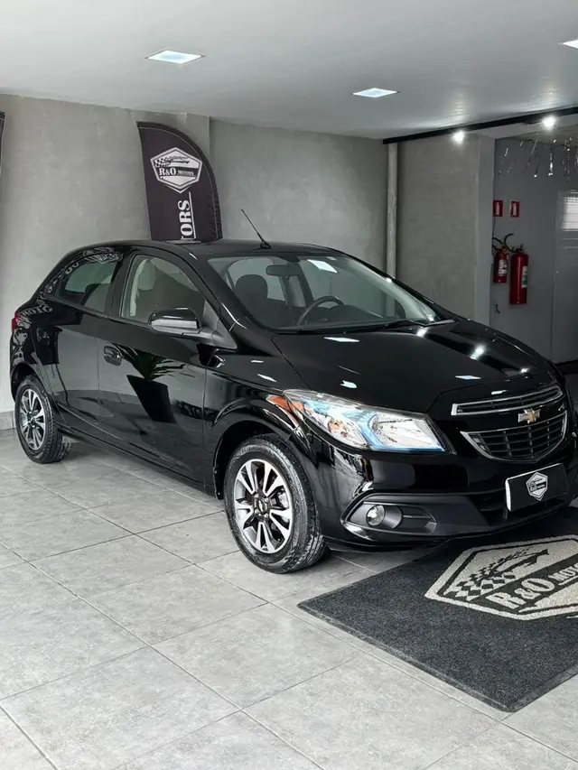 Carro Chevrolet Onix 2016 1.4 LTZ SPE/4