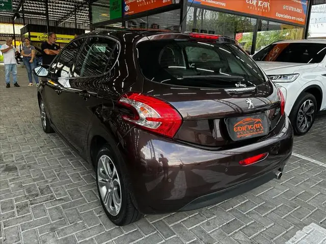 Carro Peugeot 208 2015 Griffe  1.6 16V (Flex) (Aut)