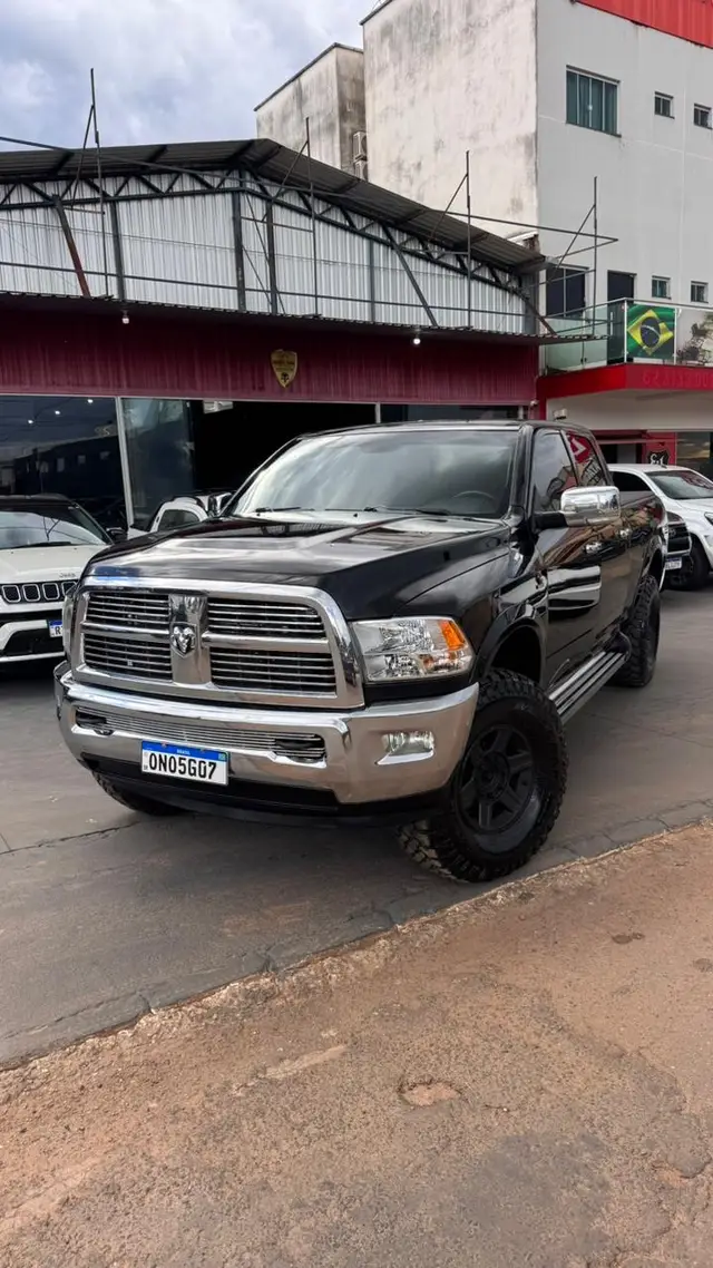 Carro Ram 2500 2012 2500 LARAMIE 6.7 TDI CD 4x4 Diesel