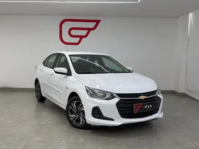 Carro Chevrolet Onix 2020 1.0 (Flex)