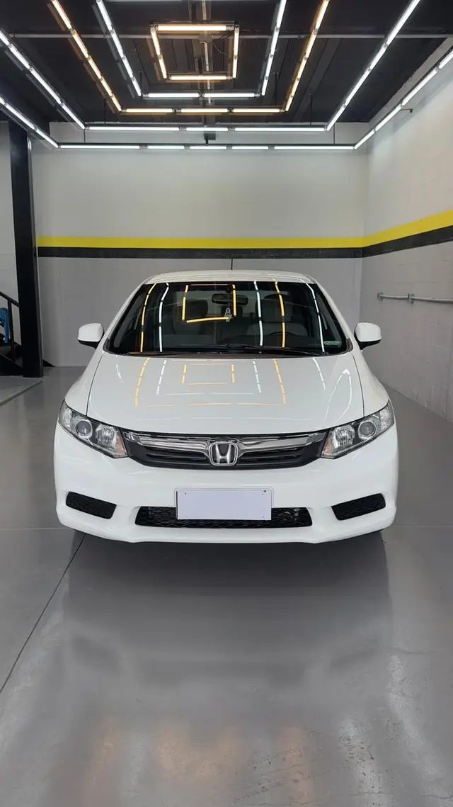 Carro Honda Civic 2015 LXS 1.8 i-VTEC (Flex)