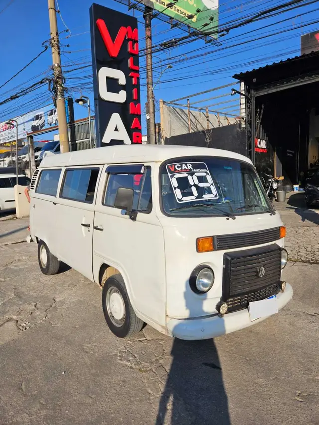 Carro Volkswagen Kombi 2009 Lotação 1.4 (Flex)