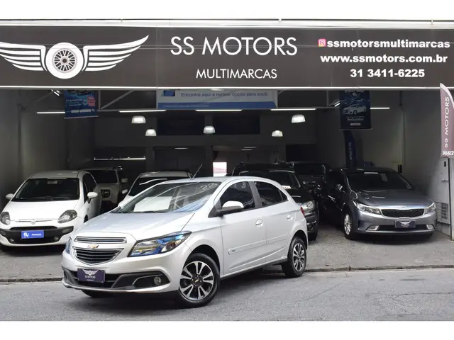 Carro Chevrolet Onix 2015 1.4 LTZ SPE/4