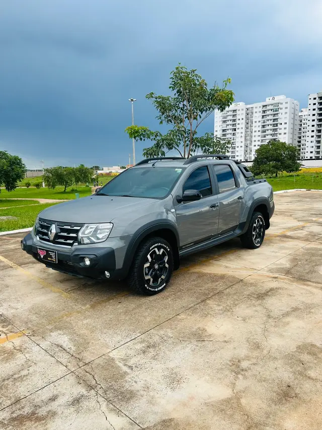 Carro Renault Oroch 2023 Outsider 1.3 TCe (Flex) (Aut.)