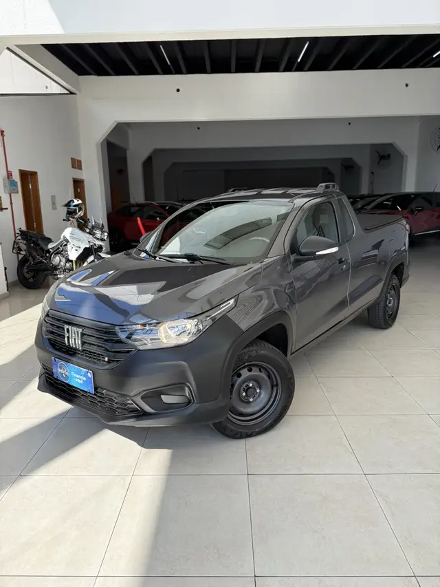 Carro Fiat Strada 2024 Endurance 1.3 Flex 8V CS