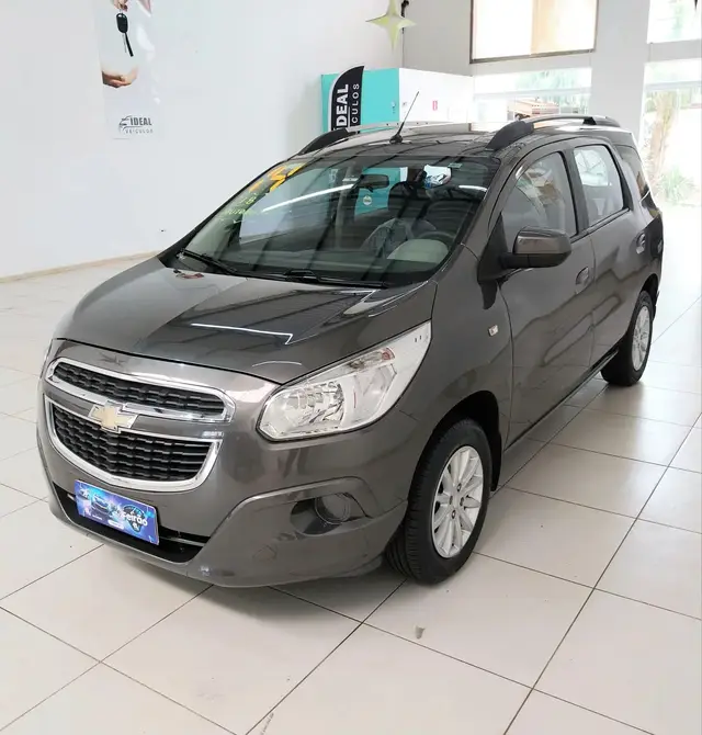 Carro Chevrolet Spin 2014 LT 5S 1.8 (Aut) (Flex)