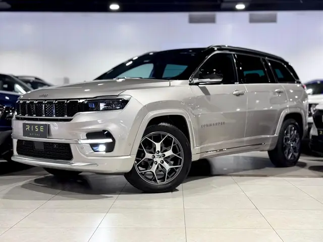 Carro Jeep Commander 2023 Overland 1.3 T270