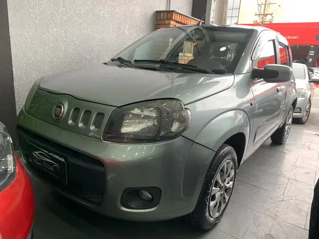 Carro Fiat Uno 2016 Vivace Celeb. 1.0 8V (Flex) 4p