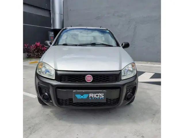 Carro Fiat Strada 2018 Hard Working 1.4 (Flex) (Cabine Simples)
