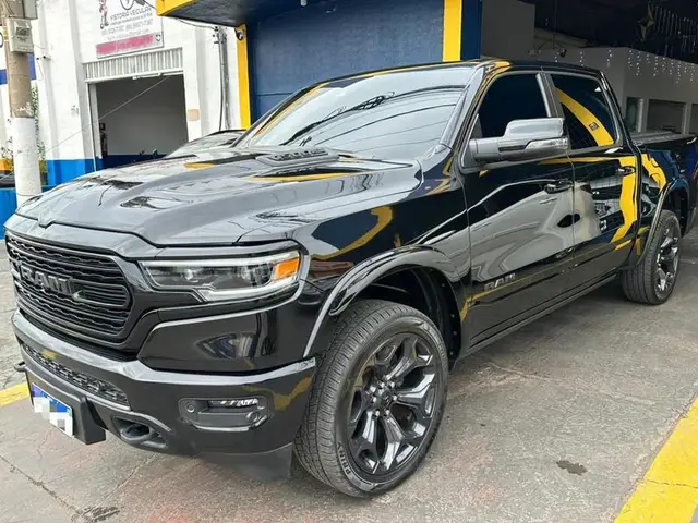 Carro Ram 1500 2024 Limited Night Edition 5.7