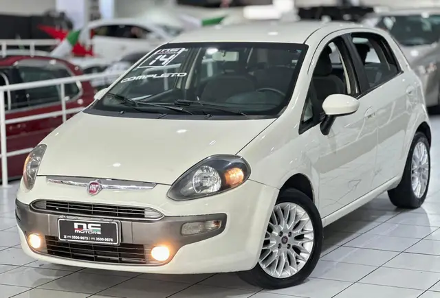 Carro Fiat Punto 2014 BlackMotion 1.8 16V (Flex)