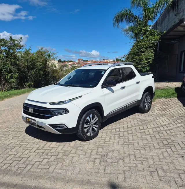 Carro Fiat Toro 2022 Volcano 2.0 TDI 4x4 (Aut)