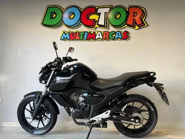 Moto Yamaha Fazer FZ15 2023 ABS
