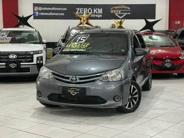 Carro Toyota Etios 2015 X 1.3 (Flex)