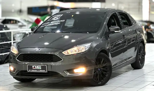 Carro Ford Focus Sedan 2016 Titanium 2.0 PowerShift