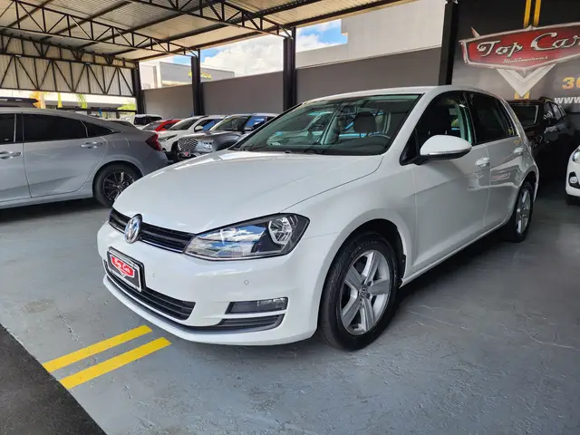 Carro Volkswagen Golf 2015 Comfortline 1.4 TSi