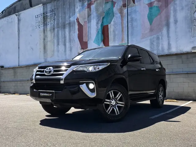 Carro Toyota SW4 2018 2.7 SRV 7L 4x2 (Aut) (Flex)