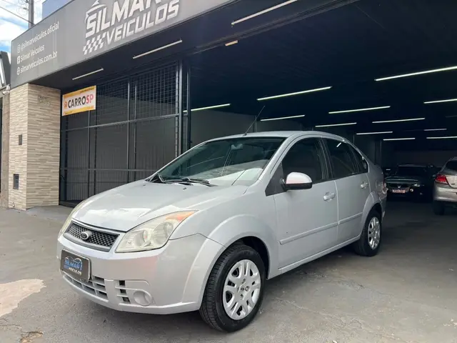 Carro Ford Fiesta Sedan 2009 Class 1.6 (Flex)