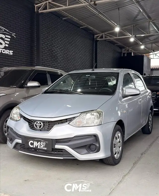 Carro Toyota Etios 2018 X 1.3 (Aut) (Flex)