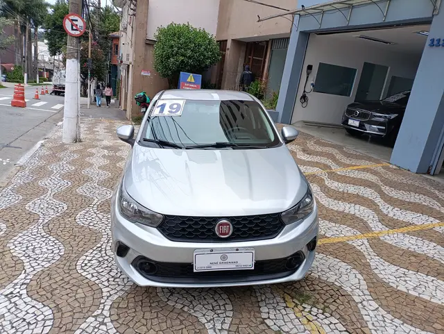 Carro Fiat Argo 2019 Drive 1.0 Firefly (Flex)