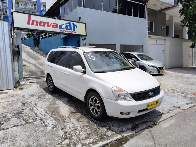 Carro Kia Carnival 2015 3.5 V6 EX V295