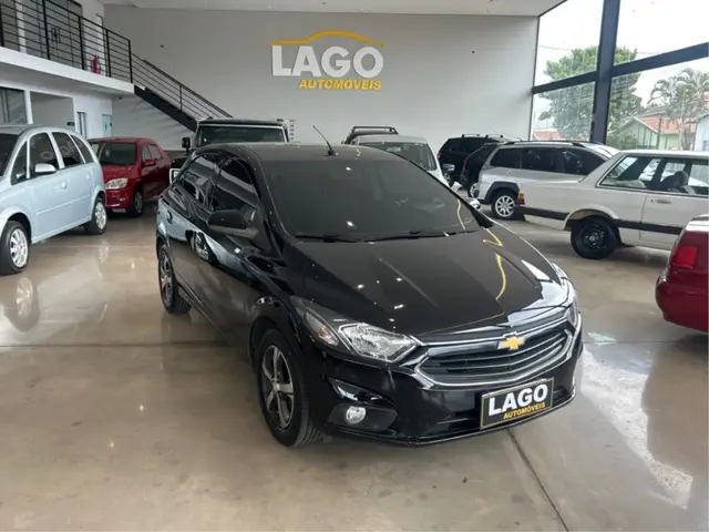 Carro Chevrolet Onix 2018 1.4 LTZ SPE/4 (Aut)