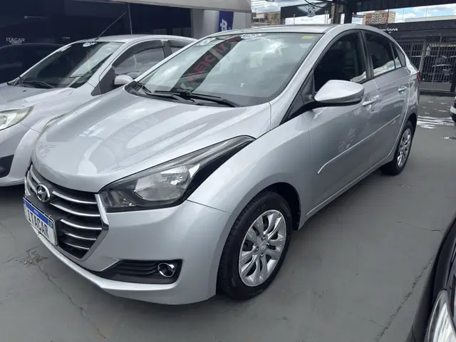 Carro Hyundai HB20S 2018 1.6 Comfort Plus (Flex)