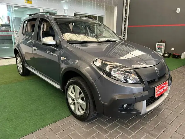 Carro Renault Sandero Stepway 2013 1.6 16V Hi-Flex (aut)