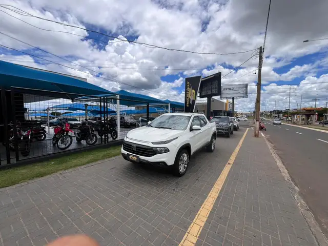 Carro Fiat Toro 2022 Endurance 1.3 Turbo (Flex) (Aut)