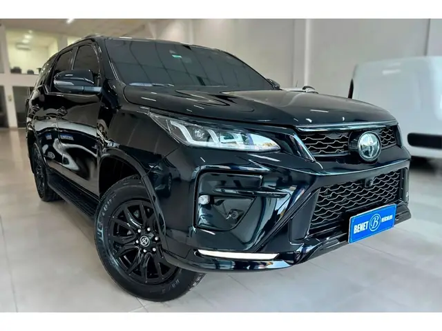 Carro Toyota Hilux SW4 2022 GRS 2.8 TB 4x4 Diesel Automatico