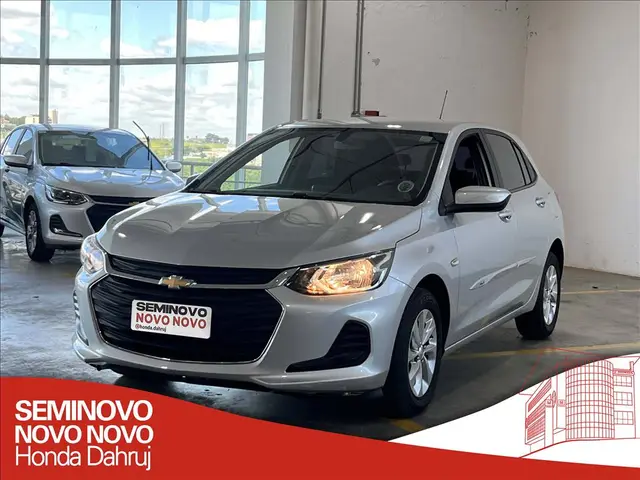 Carro Chevrolet Onix 2023 1.0