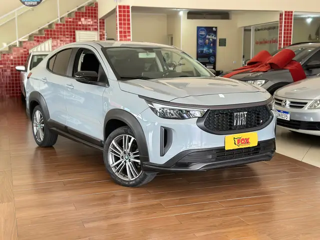 Carro Fiat Fastback 2024 Turbo 200